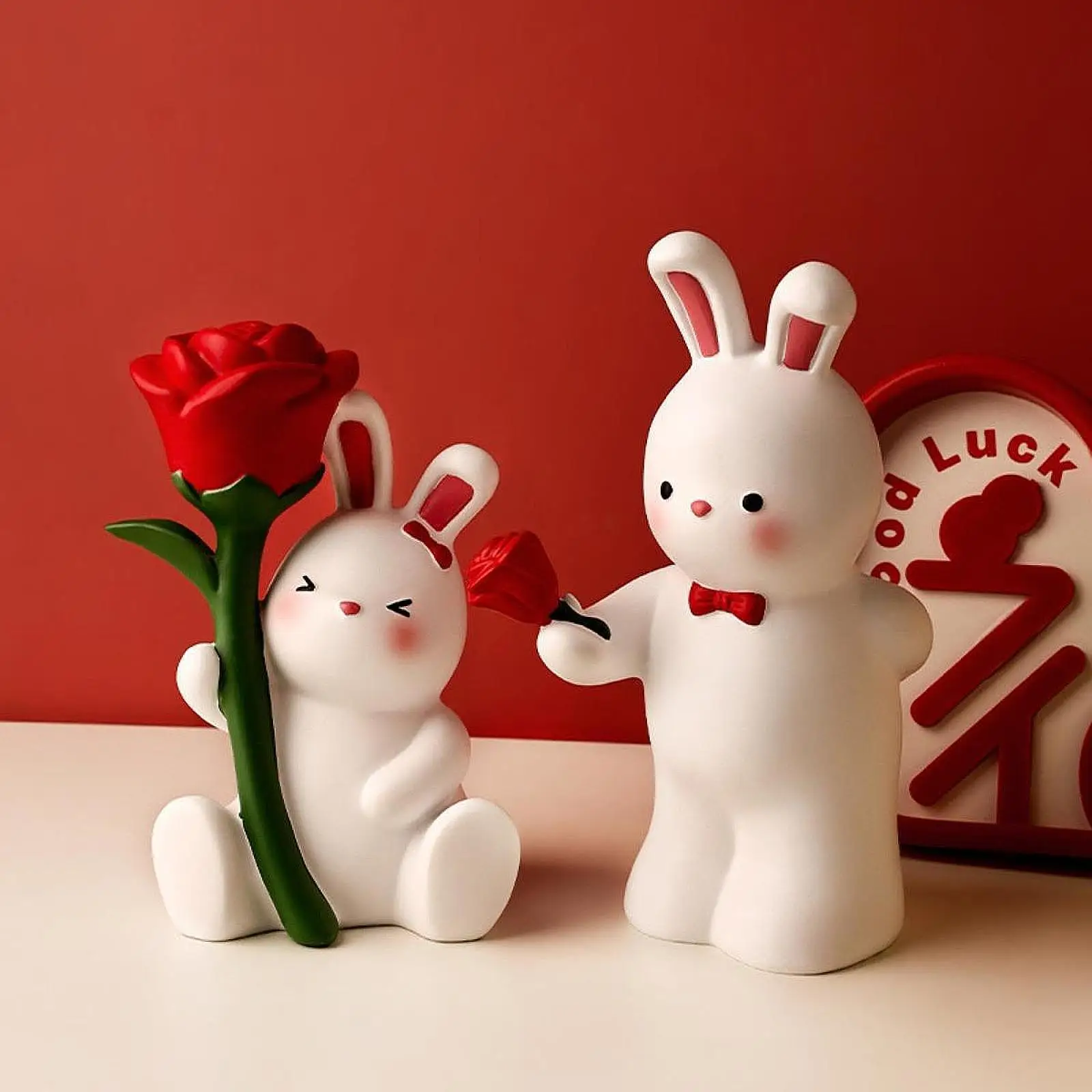 Lover Figurines Home Ornament Resin Animal Sculptures Bunny Couple Statues for Anniversary Party Bookshelf Living Room Bedroom