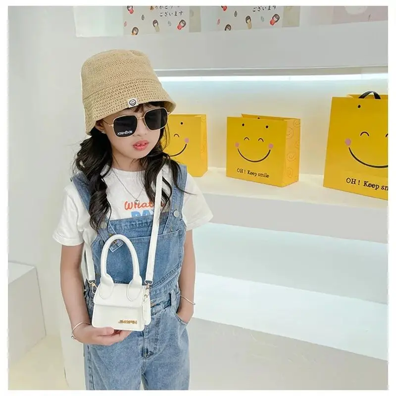 Super beliebte kleine Tasche für Damen – Frühjahr/Sommer 2026 – Neue trendige koreanische Umhängetasche für Kinder und Erwachsene – Schultertasche – Detail 12