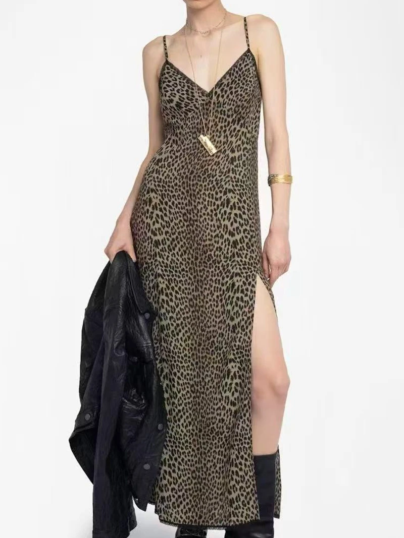 

Strap strap women's summer 2025 new high-end comfortable classic leopard print sexy V-neck backless slit long skirt