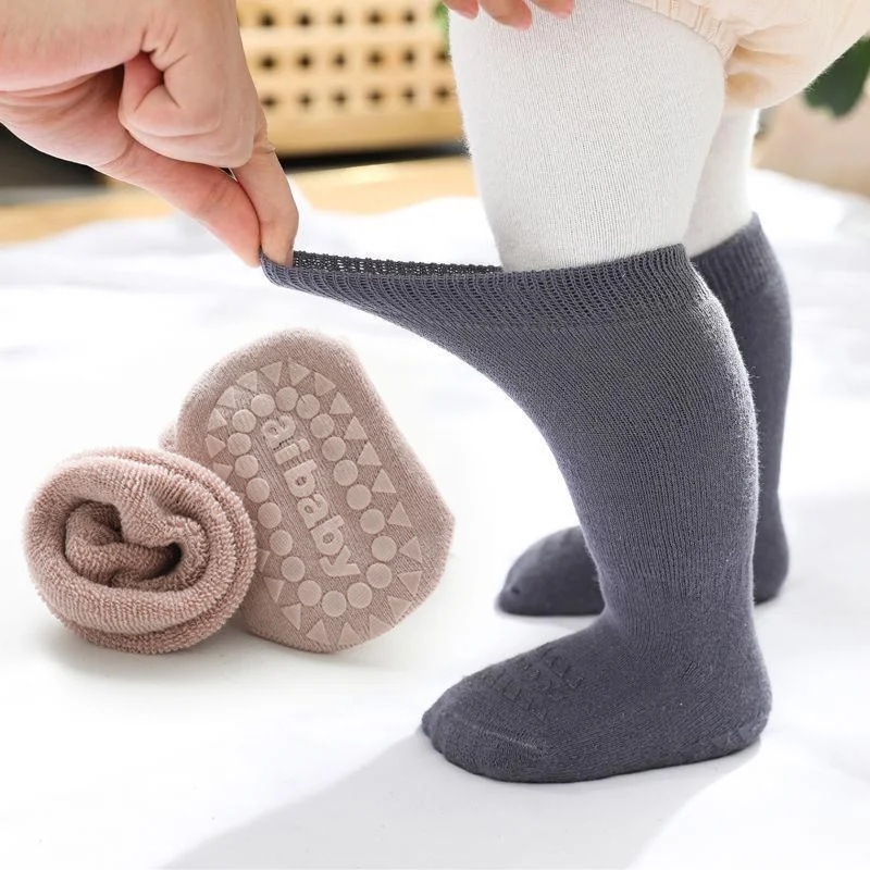 5 أزواج من الجوارب للأطفال للخريف والشتاء مبطنة بالصوف سميكة غير قابلة للانزلاق للأطفال جوارب للأطفال الصغار جوارب للأولاد والبنات