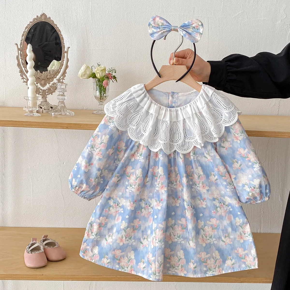 

2026 Spring Country Style Toddler Girl Dress Blue Floral Peter Pan Collar Long Sleeve Ruffle Princess Casual Outfit for Kids