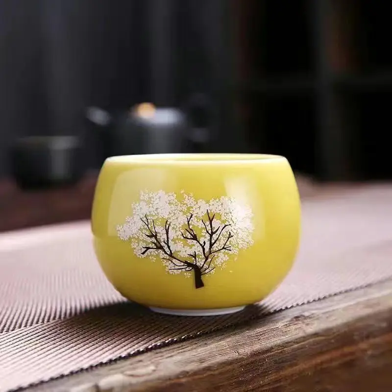 Thermochromic Sakura Ceramic Kung Fu Master Tea Cup, Japanese Kiln Style Color Changing Tea Cup