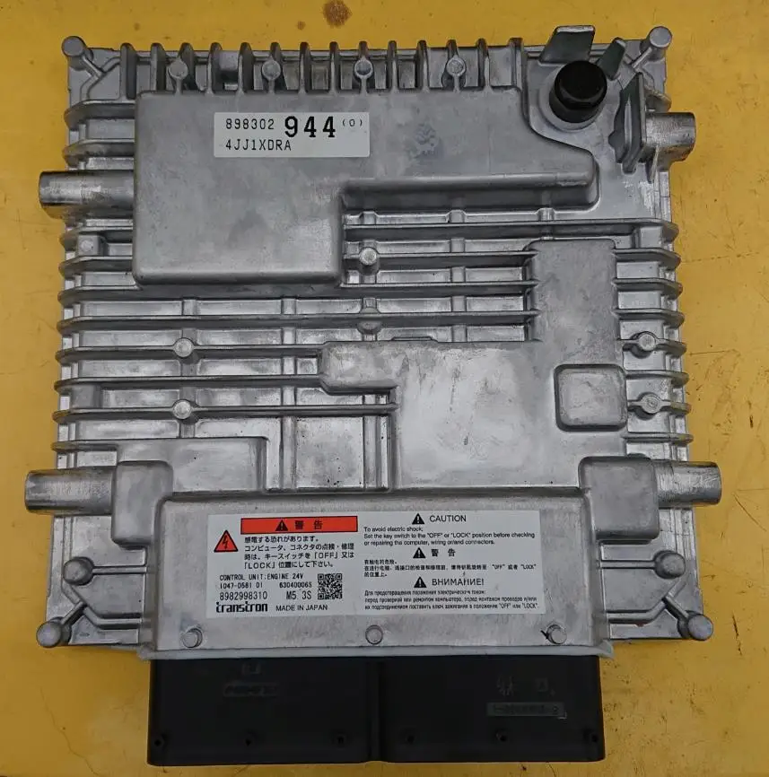 Engine Isuzu 4HK1 Controller 8983257960 for  ZX245 Excavator