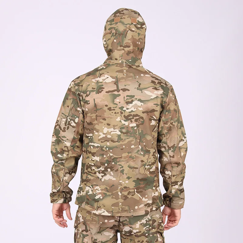 ESDY Outdoor Men Camouflage Soft Shell Tactical Jacket Waterproof Warm Mountaineering Hiking Windbreaker A013