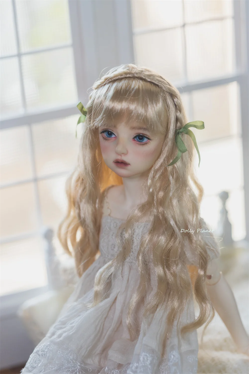 BJD doll wig is suitable for 1/3 1/4 1/6 size trim bangs large wavy imitation mohair long curly doll accessorie (Random ribbon）