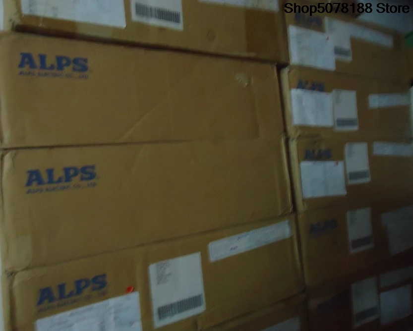 Encoder del volume del veicolo ad asse cavo giapponese ALPS Interruttore di codice a 16 impulsi a 16 bit SRGPWJ0500