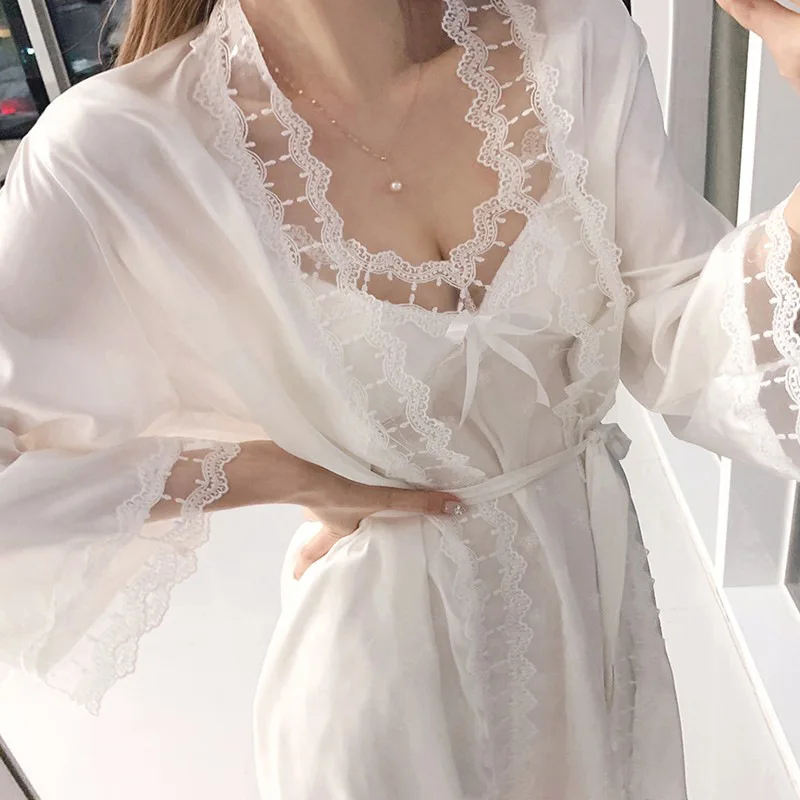 Zestaw sukni ślubnej dla panny młodej Dot koronkowa koszula nocna w kwiaty Lady White 2 szt. Koszulka nocna i sukienka bielizna nocna satynowa odzież codzienna Kimono szlafrok