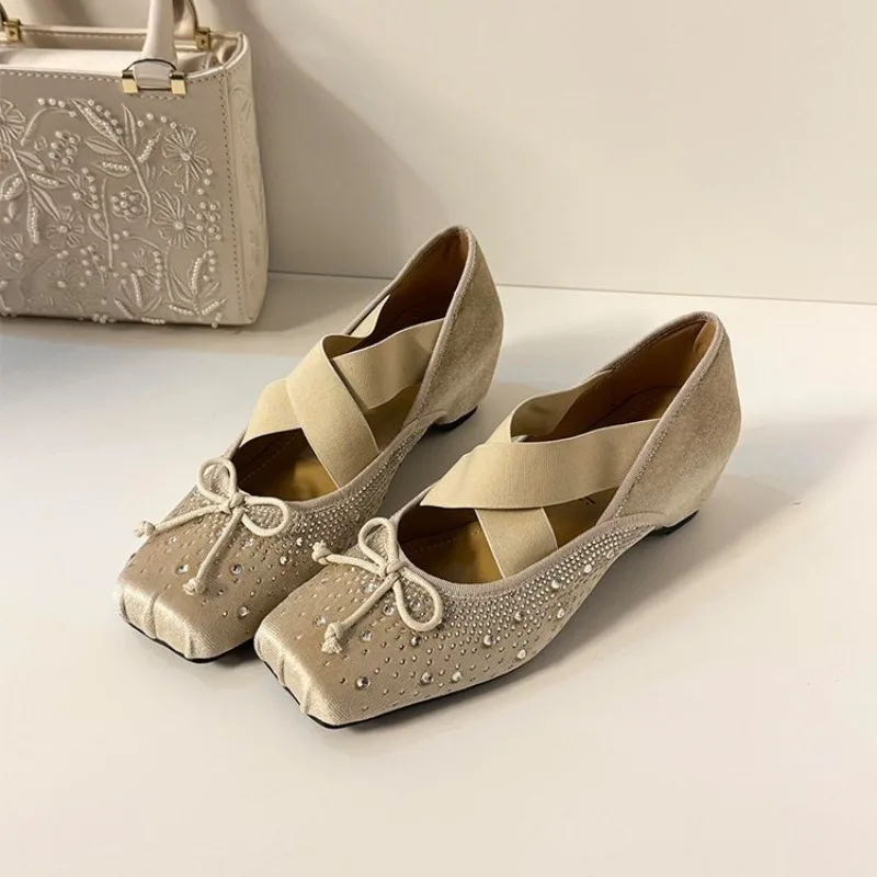 

New Womens Mary Jane Shoes Exquisite Rhinestones Casual Shoes for Woman Fashion Ballet Low Heels Designer Shoes Zapatos De Mujer