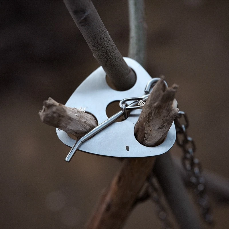 Outdoor camping convenient triangular hanging pot bracket, barbecue grill, branches, multi-functional picnic hanging ring hook