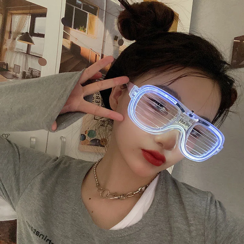 Рисунок 5 - белые светодиодные светящиеся очки