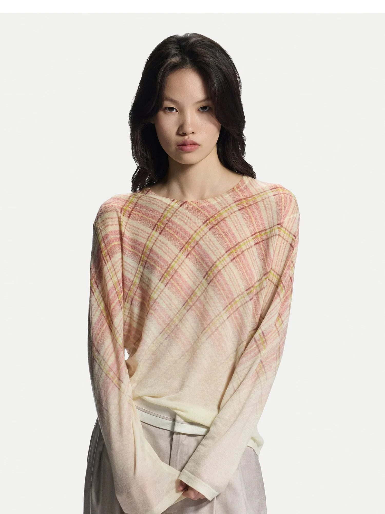 Women Gradient Diagonal Plaid Round Neck Knit Top, Thin Semi-sheer Long Sleeve Fitted Base Layer
