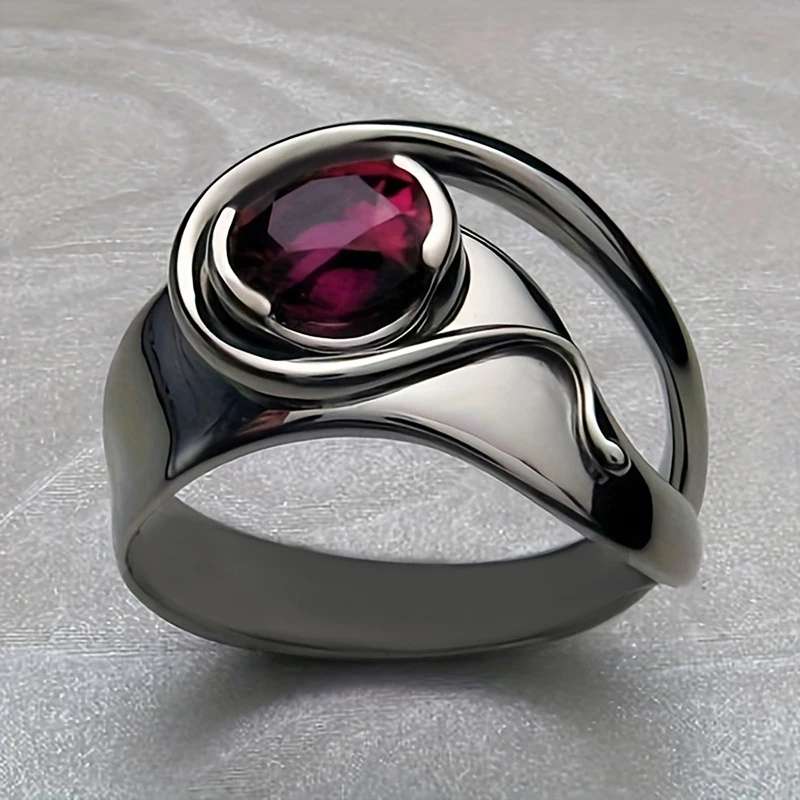 Huitan Twist Unregelmäßiger Schwarzer Ring für Frauen Vintage Runder Roter Kubischer Zirkonia Mode Party Punk Zarter Alltagsschmuck