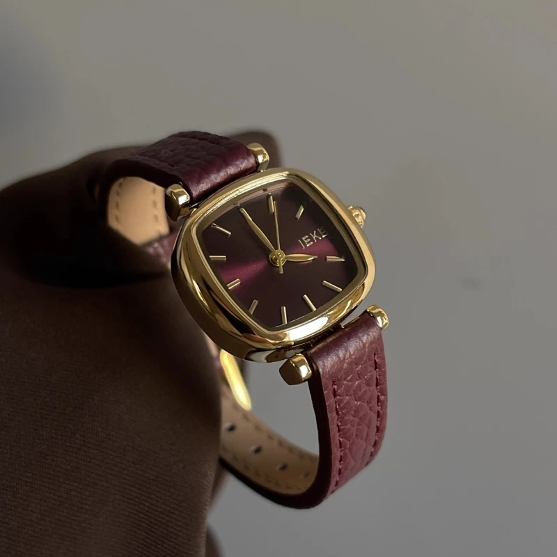 2025 waterproof quartz watch birthday gift retro white classic trend women's watch elegant and simple