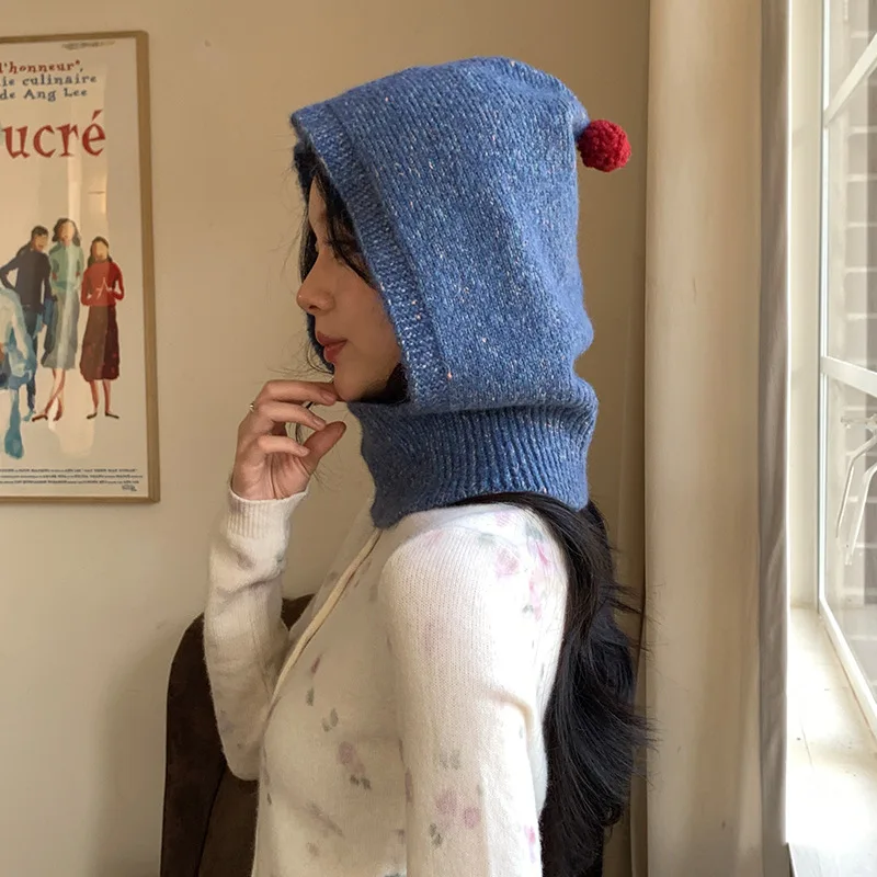 Koreanische Mischfarben-Mode-Pullover-Balaclava-Mütze mit Pompon-Design, Winter-Knopf-Halswärmer, integrierte warme Strickmütze für Damen – Detail 1