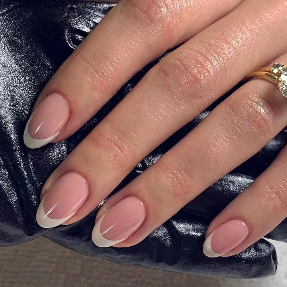 

Short Round Head False Nails 24Pcs White French Tip Press On Nails Nude Color Wearable Fake Nails Patches for Women and Girls