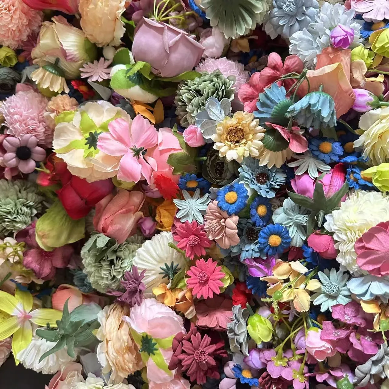 20/40/60 Piezas de Cabezas de Flores Artificiales Surtidas, Estilo Aleatorio, Flores Falsas para Decoración del Hogar, Decoración de Bodas, Accesorios de Bricolaje
