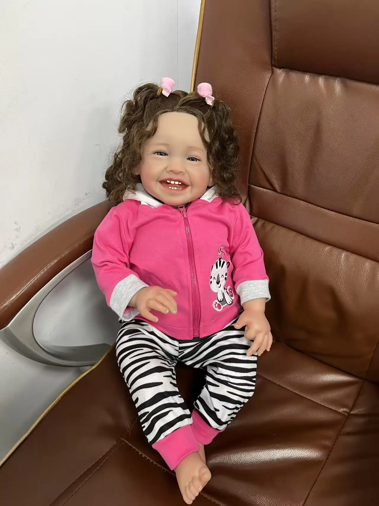 

60 см кукла реборн для малышей Mila Happy Baby, реалистичные настоящие куклы, окрашенная 3D-кожа с видимыми венами Bonecas Bebe