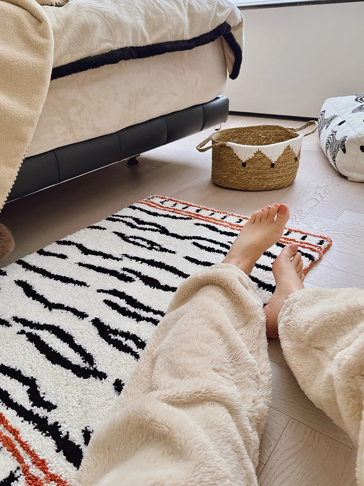 Soft Bathroom Carpet Water Absorption Anti-skid Door Mat Washable Entrance Floor Carpet Home Decoration Bathroom Mat