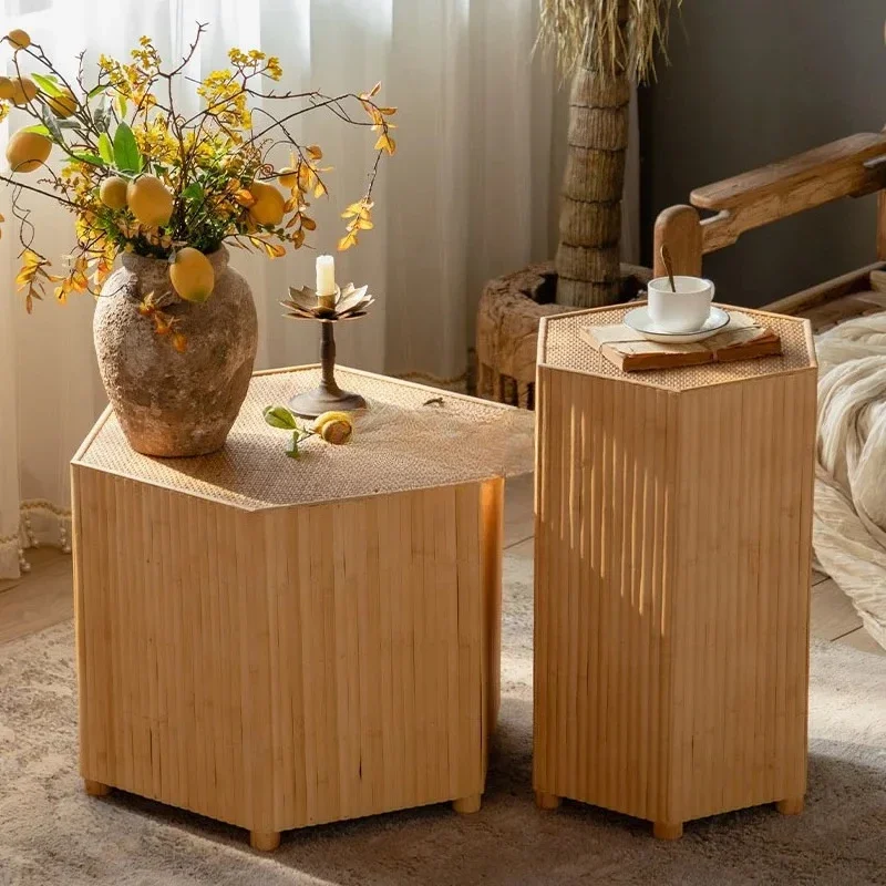 A Japanese pastoral rattan small coffee table B & B small apartment home bedside table