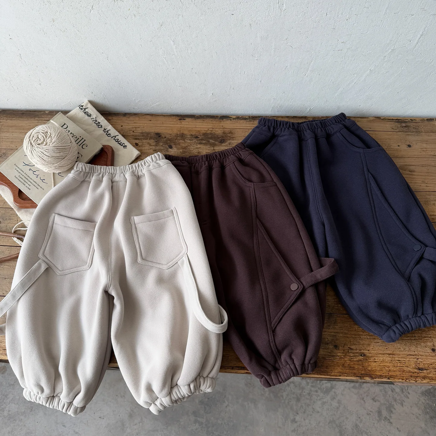 

2025 зимние штаны-карго для маленьких мальчиков, однотонные, 100% хлопок, утепленные, теплые штаны-карго для маленьких мальчиков с эластичной резинкой на талии, детские штаны для маленьких мальчиков