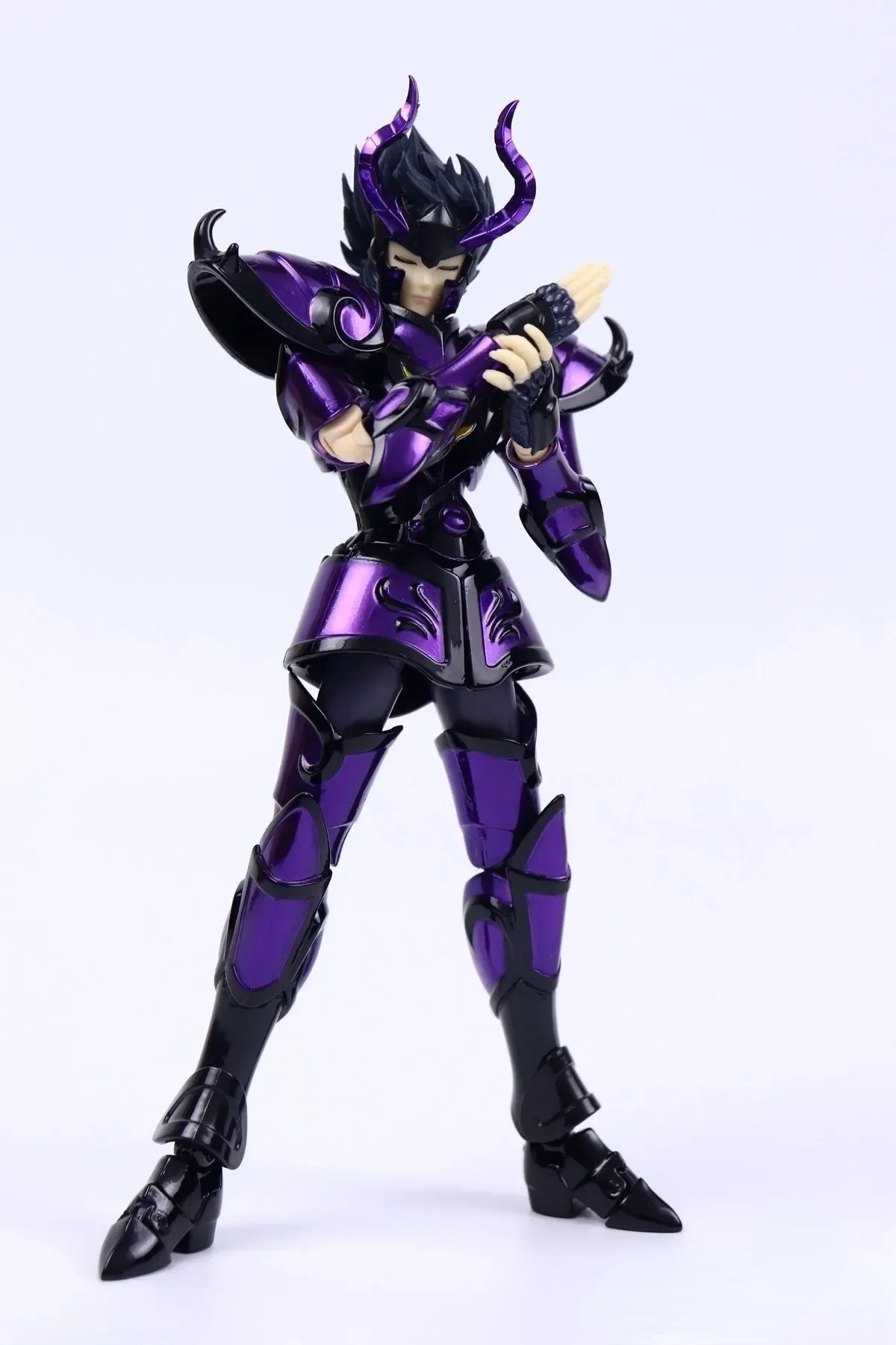 In stock Chuanshen CS Model Saint Seiya Myth Cloth EX Specters Dark Capricorn Shura Hades Knights of the Zodiac Action Figure