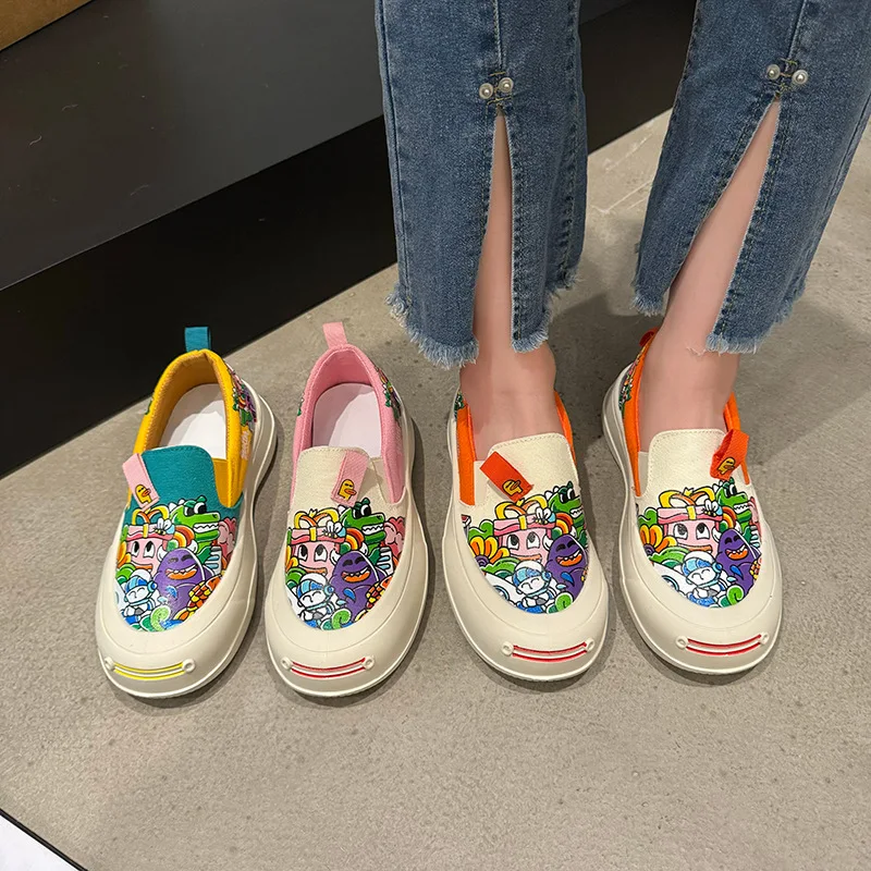 Girls Graffiti Personality Canvas Shoes Women Spring New Round Head Thick Sole Sneakers Outdoor Flats Slip-on Casual Loafers