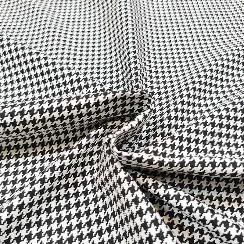 Dark Pattern Jacquard Brocade Fabric European Fashion Houndstooth Autumn Winter Dress Trench Coat Cloth Sewing Material Diy