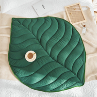 1pc blanket，Green leaf shape，Suitable for boys and girls bedroom living room lights place use，Warm and comfortable