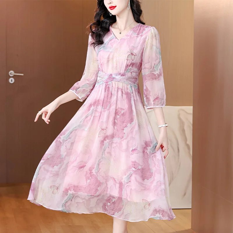 

Лето 2025 г., розовое шифоновое элегантное повседневное пляжное платье с принтом, шелковое шикарное повседневное длинное платье с v-образным вырезом, женское облегающее вечернее платье