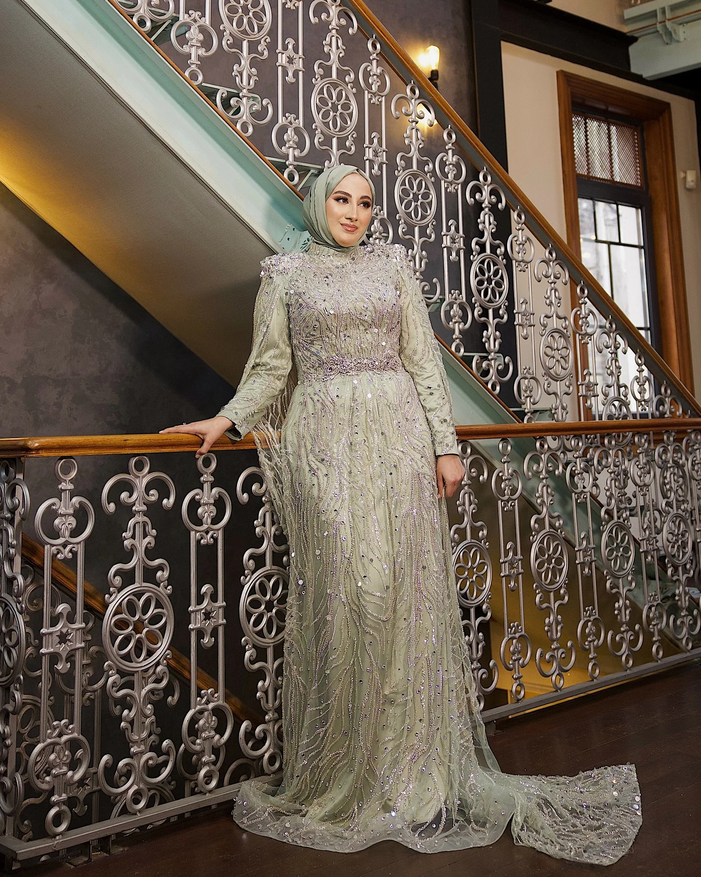 Sharon Said Luxuriöses Dubai Champagner Kristallperlen-Cape Muslimisches Abendkleid Arabisches Hochzeitskleid Ballkleid SS366 Maßanfertigung – Detail 24