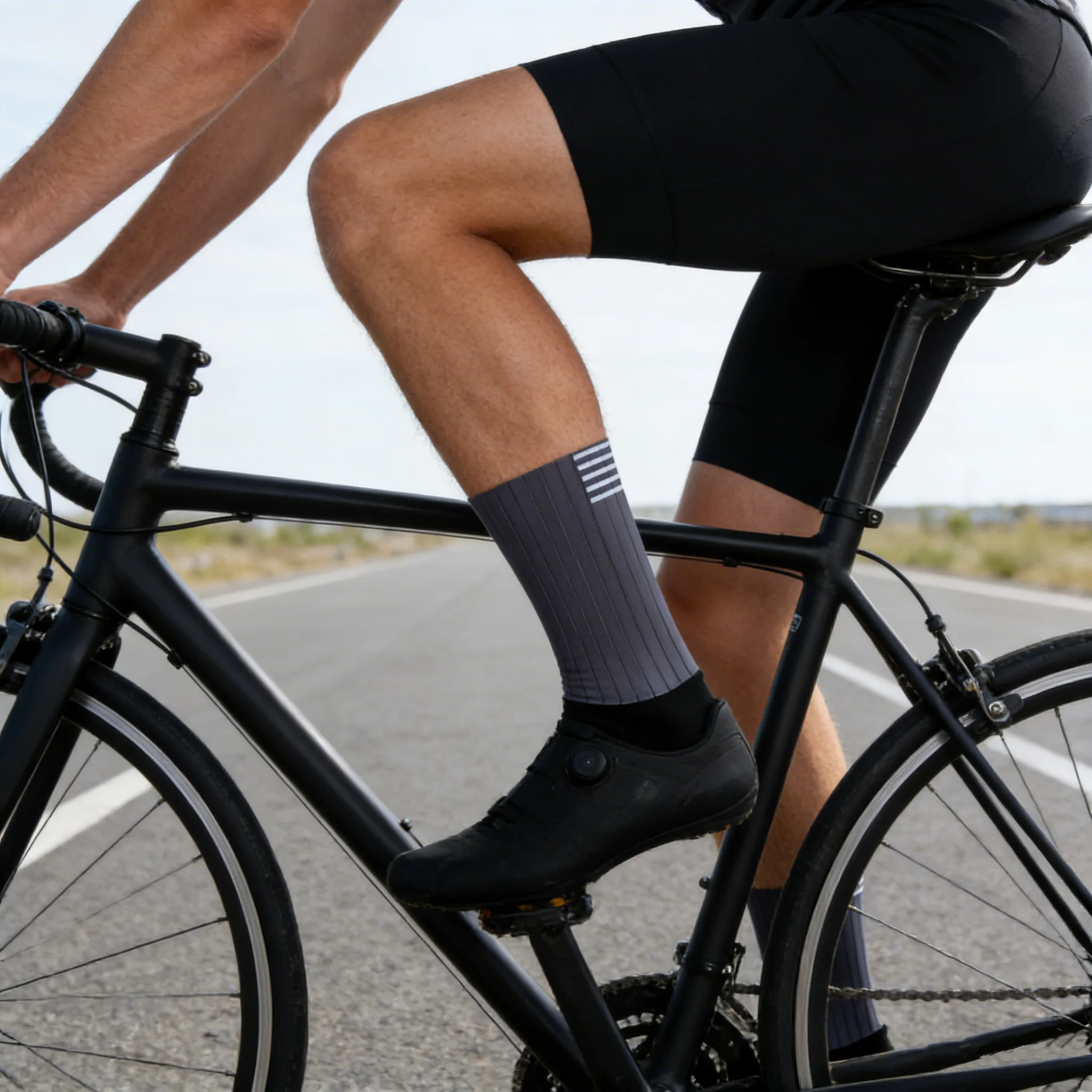 

Aero Socks Men New Women Sport Bike Cycling Socks Calcetines Ciclismo