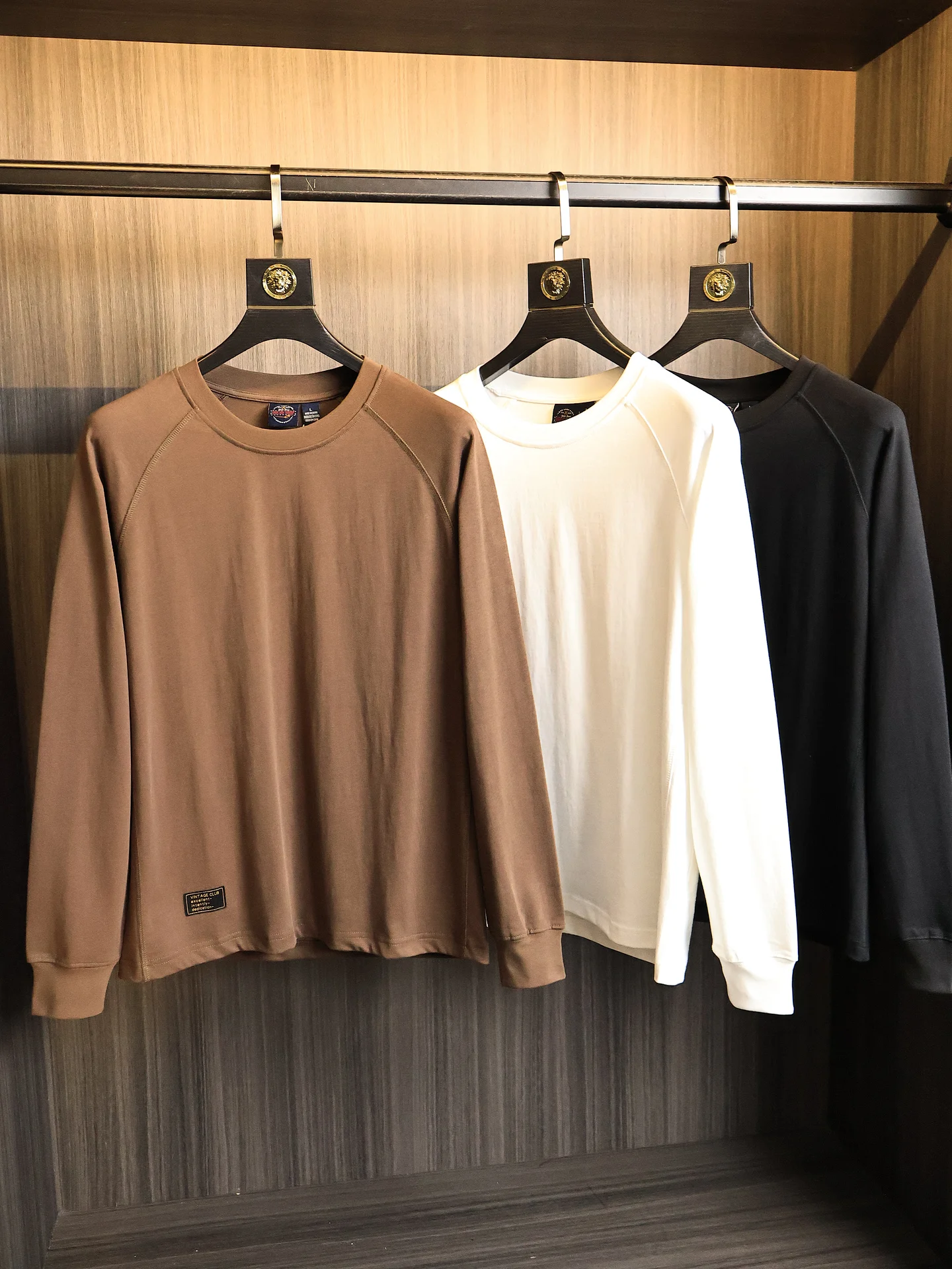 Hasseloa Thread Craftsmanship Long Sleeve Men's T-Shirt Casual Versatile Base Layer Shirt Shoulder Insert Design Cotton 100%