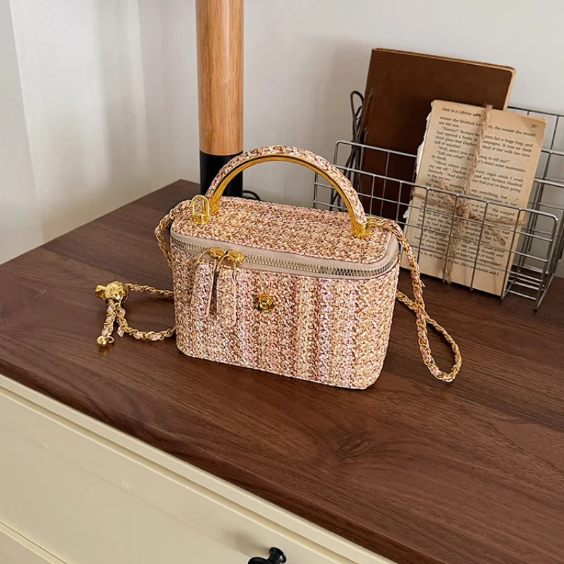 

Women Fashion Crossbody Mini Square Purse Luxury Design Solid Color Women's Small Handbag Fashion Plush Shoulder Crossbody Bag