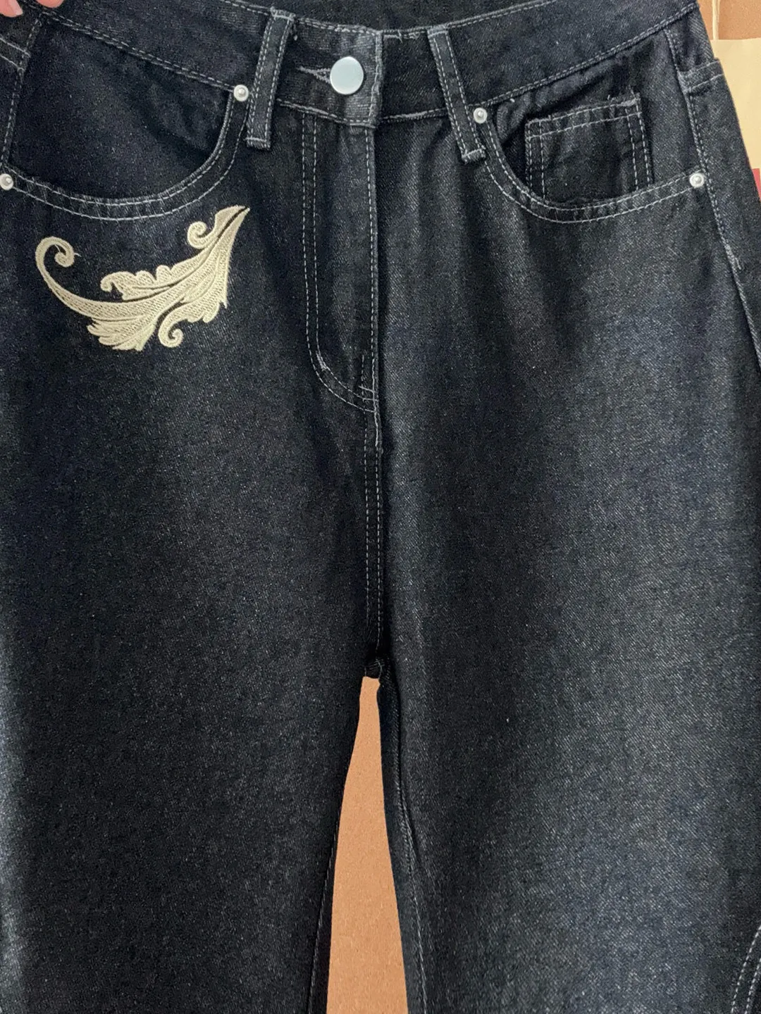 Jeans Americanos Retro Bordados para Homens e Mulheres, Design Versátil, Calças de Perna Larga, Tendência de Rua, Jeans Retos...