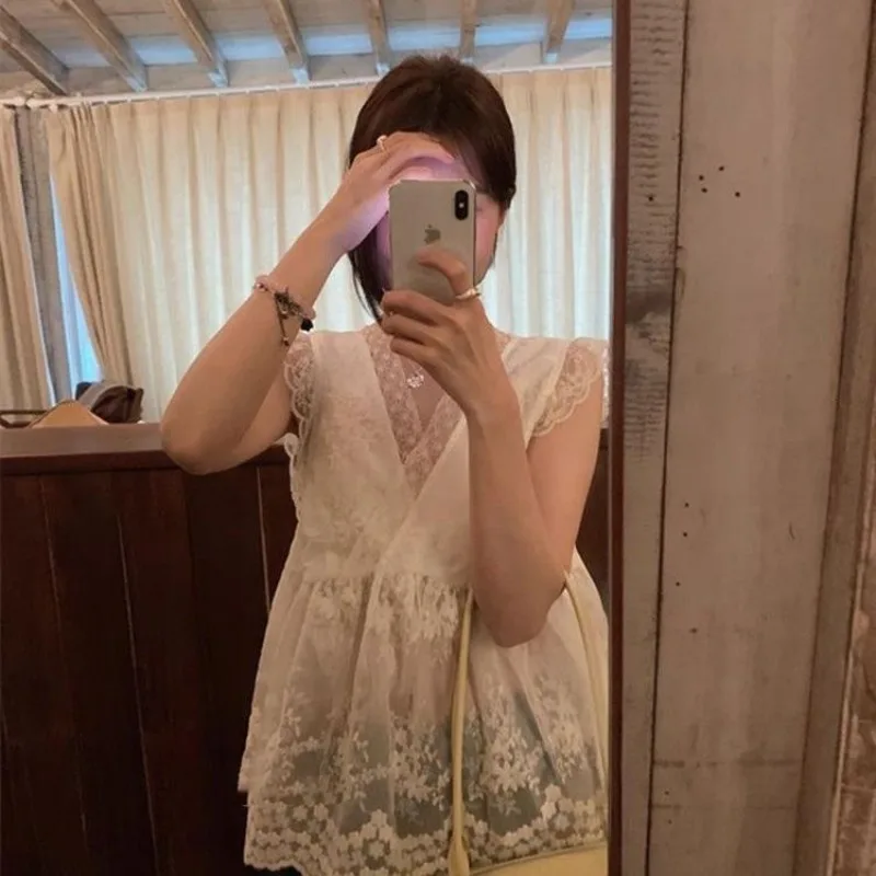 

Blouse Camisole Women's Summer V-neck Lace Backless Ruffles Patchwork Lace Sleeveless Comfortable Minimalist Fashionable Niche