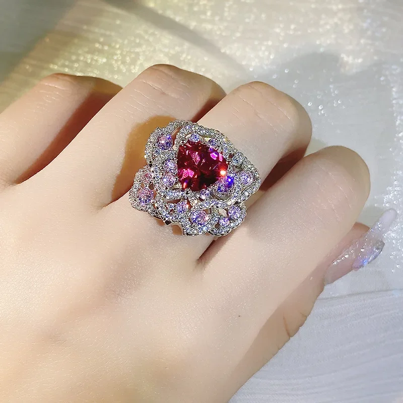 Luxurious Rose Red Stone Flower 925 Silver Wedding Ring Exquisite Ruby Cubic Zirconia Jewelry Ring for Women Party Wedding Gift