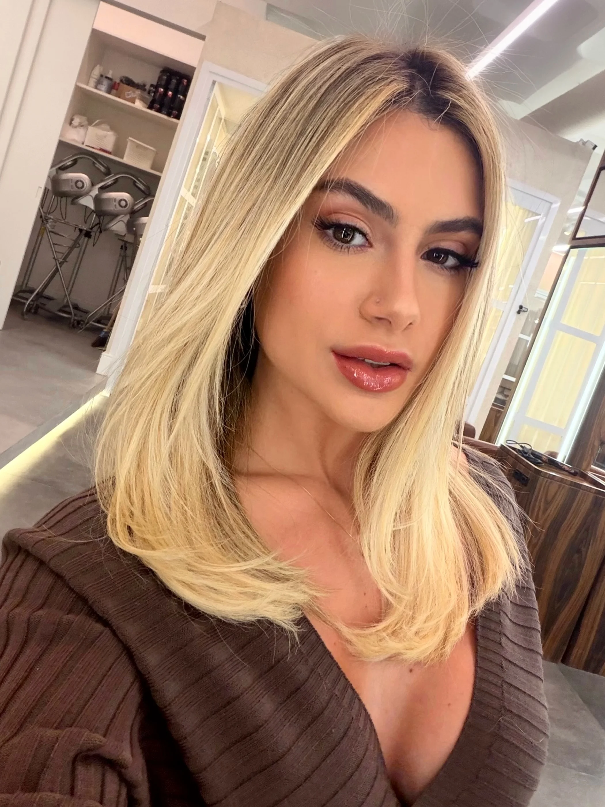 Perruque courte bob ombrée blond cendré sans colle, synthétique de haute qualité, avec dentelle frontale HD 13*4, lisse naturelle, couleur mixte
