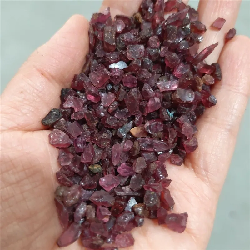 1000g Natural Unheated Red Garnet Corundum Facet Rough Specimen