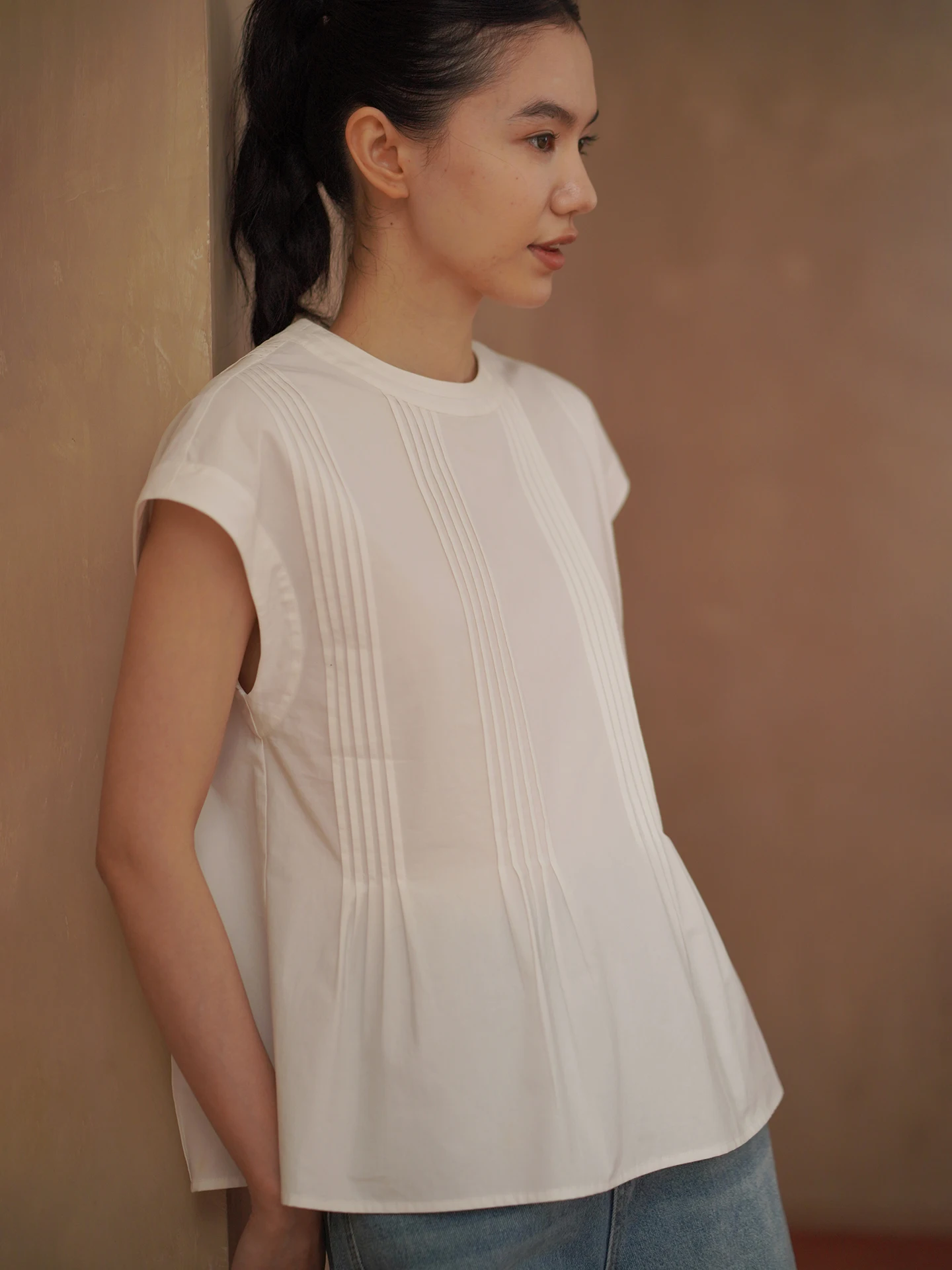 Natural High-stretch 100% Cotton Breathable Casual Shirt round Neck Slimming Commute Shirt for Women Girls Students Youth