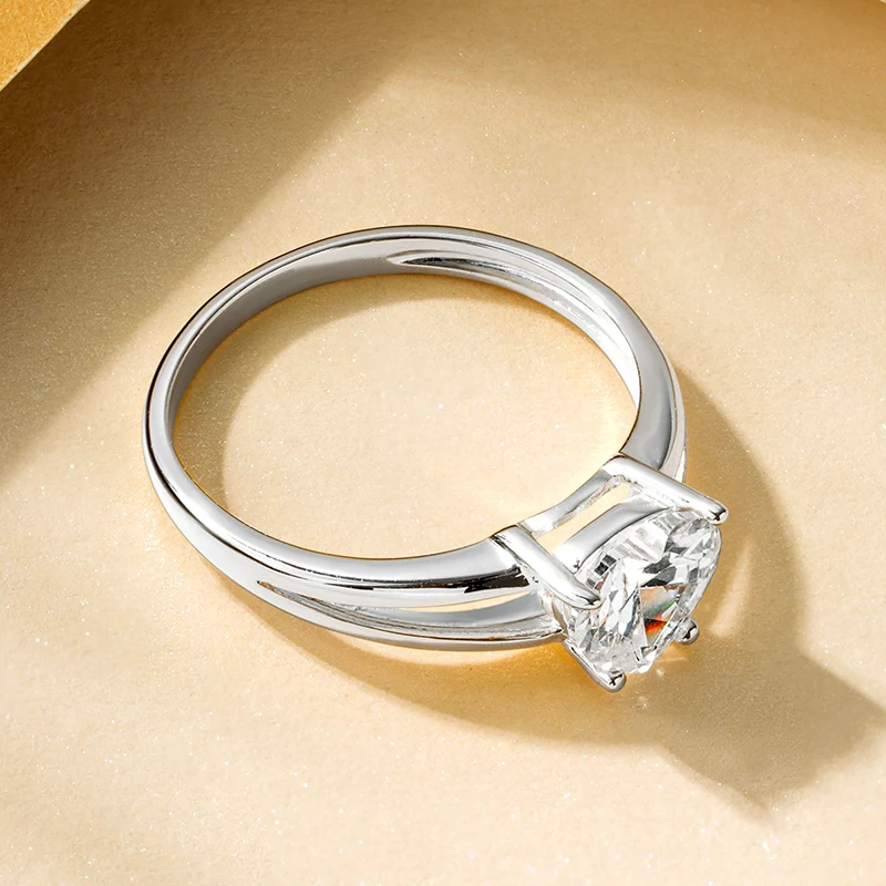 Rrjzz 7x7mm Cuore CZ Anello solitario con diamante simulato Colore oro argento Donna Proposta Anelli di fidanzamento per gioielli da sposa