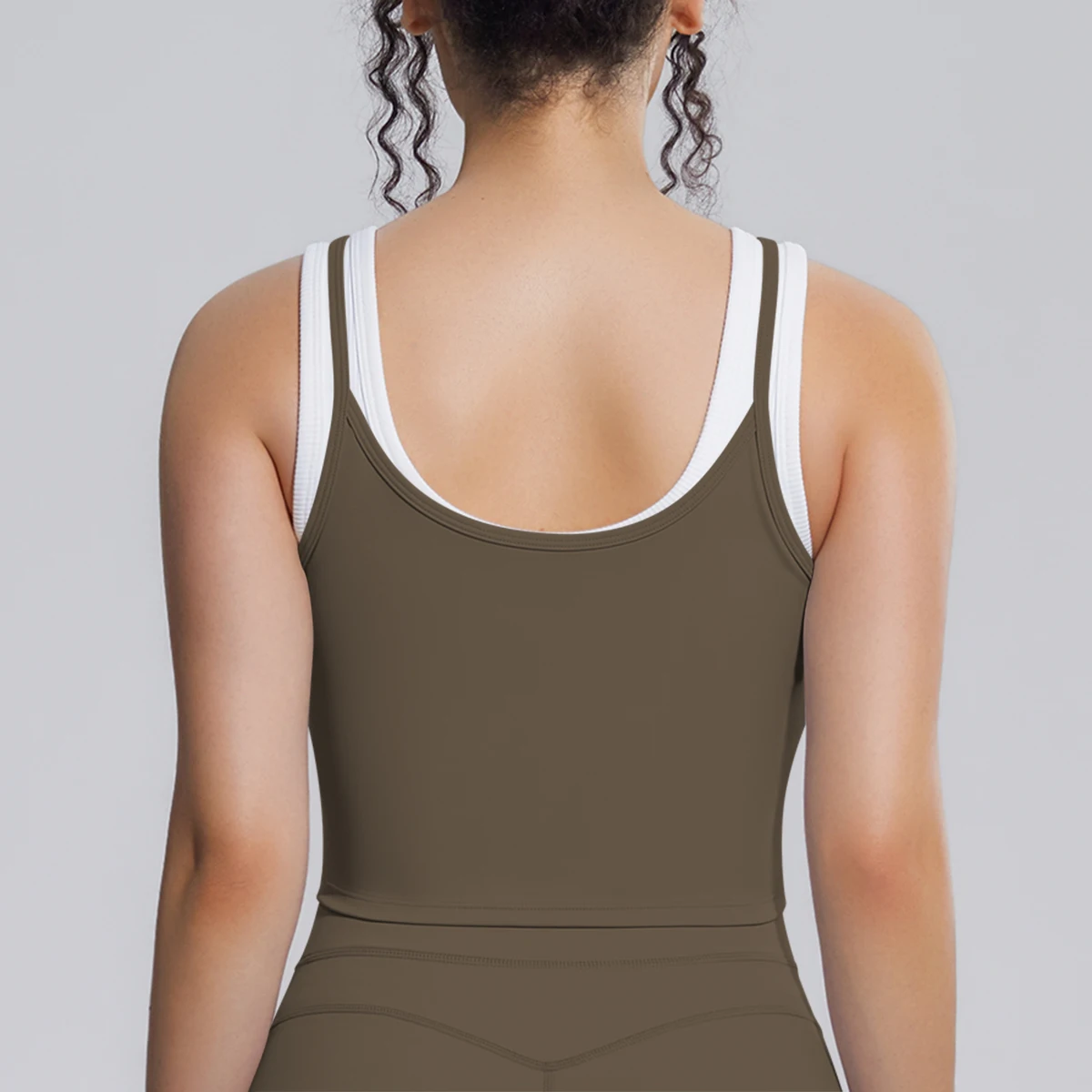 Naked Feel Schöner Rücken Yoga-Top für Frauen Stoßdämpfendes Lauf-Yoga-Tanktop mit Brustpolster Farbblockierendes Workout-Top – Detail 15