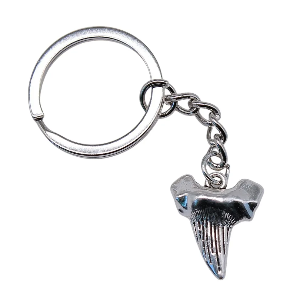 Keychain Holder Dropshipping Vintage Handmade Antique Silver Color 22x19mm Shark Tooth Pendant Keyring