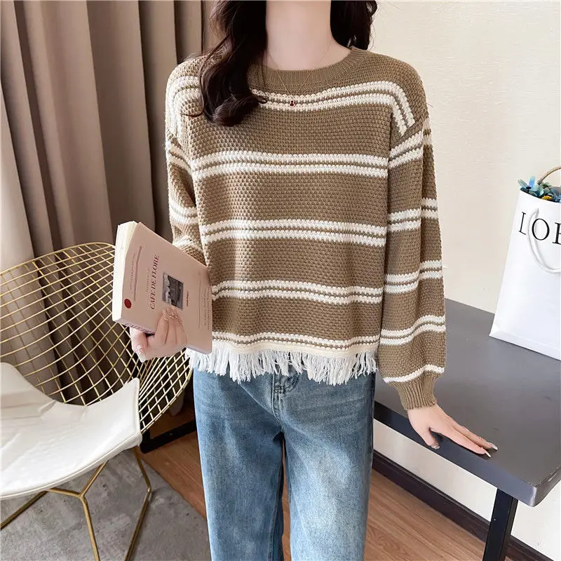 Striped Fringe Short Sweater For Women's Spring Autumn New Loose Fitting Outer Wear Round Neck Long Sleeved Knitted Bottom Top