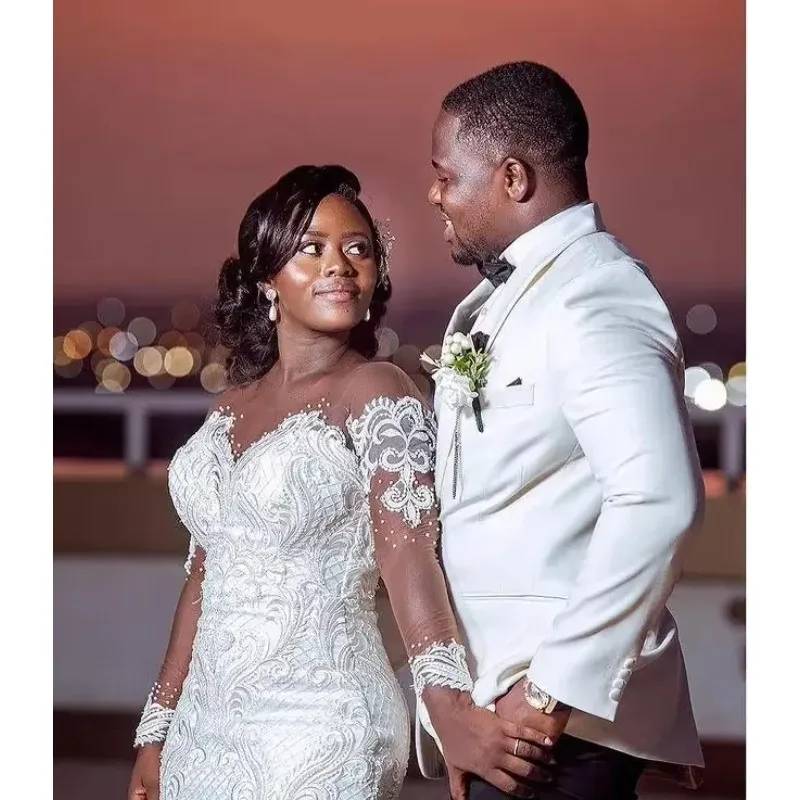 Aangepaste mode ronde halslijn plus size trouwjurk rechter trein kant kralen Afrikaanse tuin bruidjurken