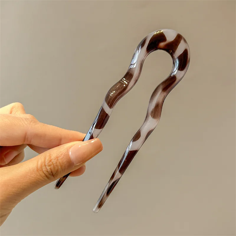 

Chinese Vintage U Shape Acrylic Hairpin Elegant Bun Updo Hair Accessories for Women