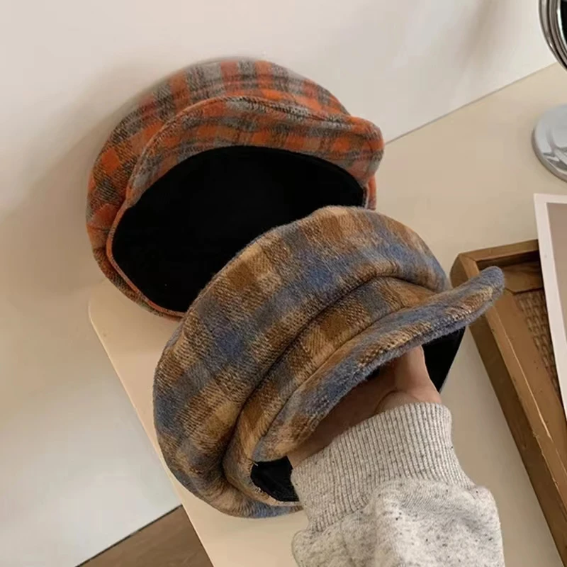 Vintage Plaid Beret Octagonal Hats For Women Classic Woolen Beanies Caps Flat Brim Artist Berets Female Winter Warm Painter Cap