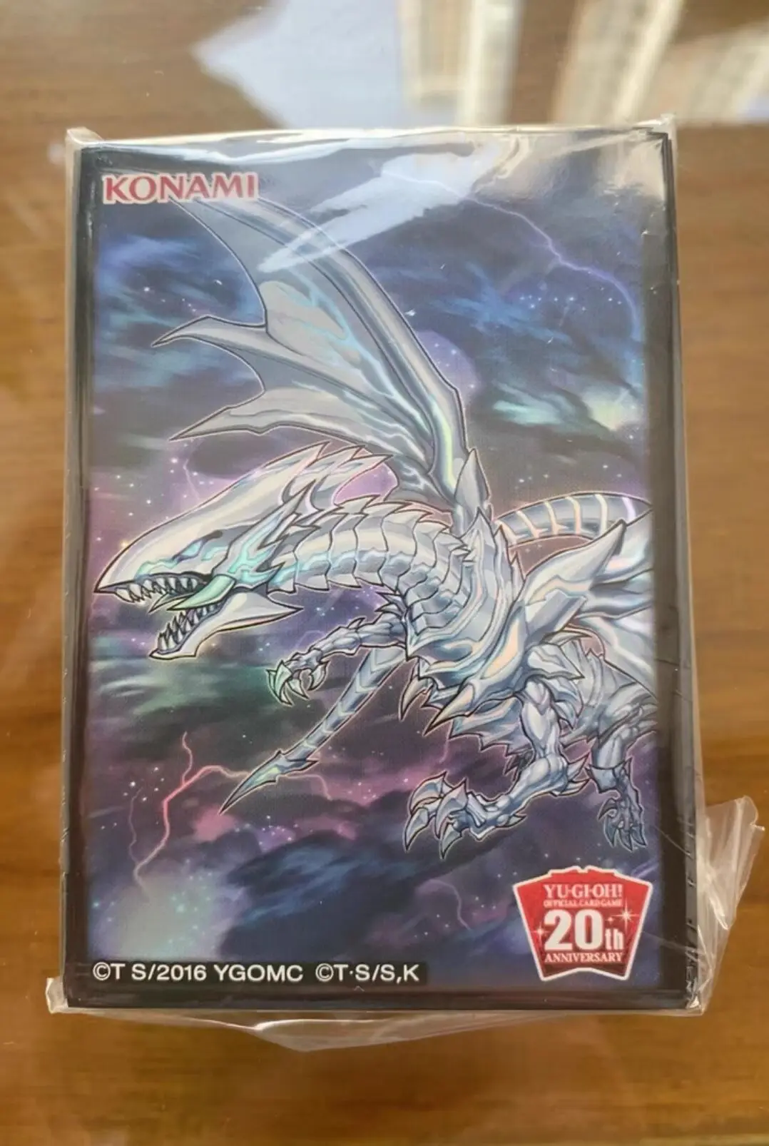 40Pcs Yugioh Duel Monsters 20th ANNIVERSARY Blue-Eyes Alternative White Dragon Collection Official Sealed Card Protector Sleeves