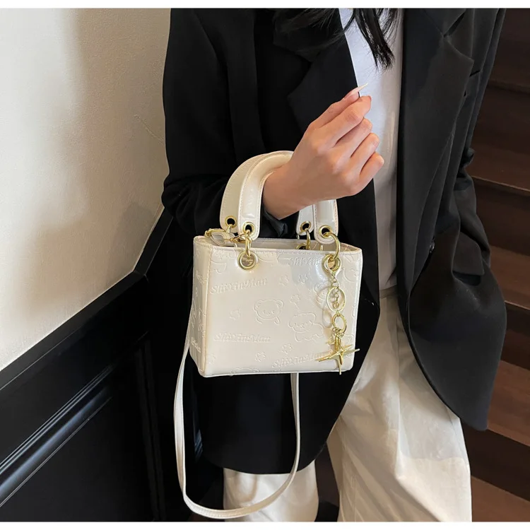 

Elegant Shoulder Bag 2025 New for Women, Luxury Soft Leather Crossbody Purse, Fashionable Casual Tote for All Occasions