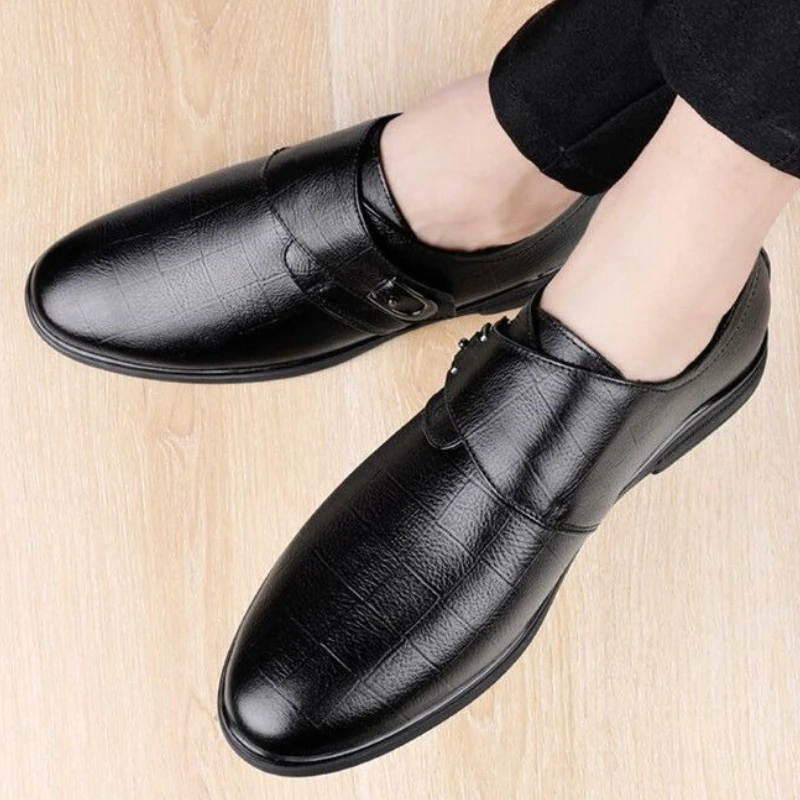 

Низкие лоферы, мужская повседневная обувь без шнуровки, элегантная легкая распродажа, модная трендовая цена 2025 года, мужская кожаная обувь высокого качества в стиле ретро