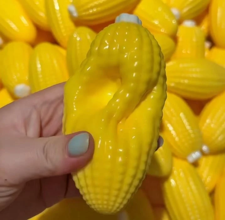 Crunchy Squishy Corn Stress Ball Squeeze Toy Anxiety Relief Fidget Sensory ASMR Toy Soft Hand Play Toy for Kids Adults image 2